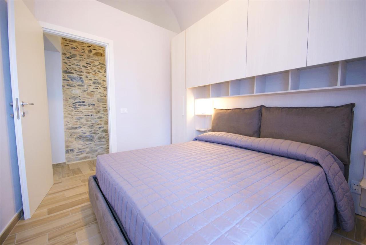Casa Di Luigi Ed Ernestina Apartment Dolcedo Bagian luar foto