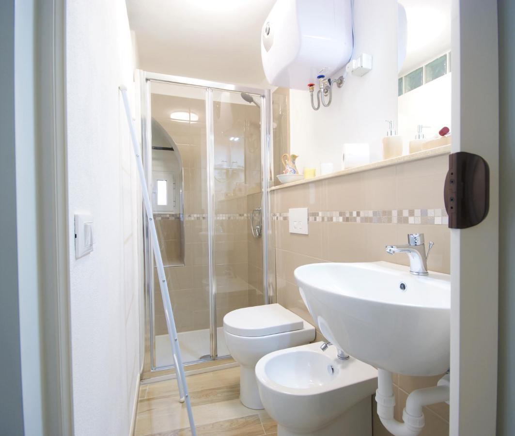 Casa Di Luigi Ed Ernestina Apartment Dolcedo Bagian luar foto